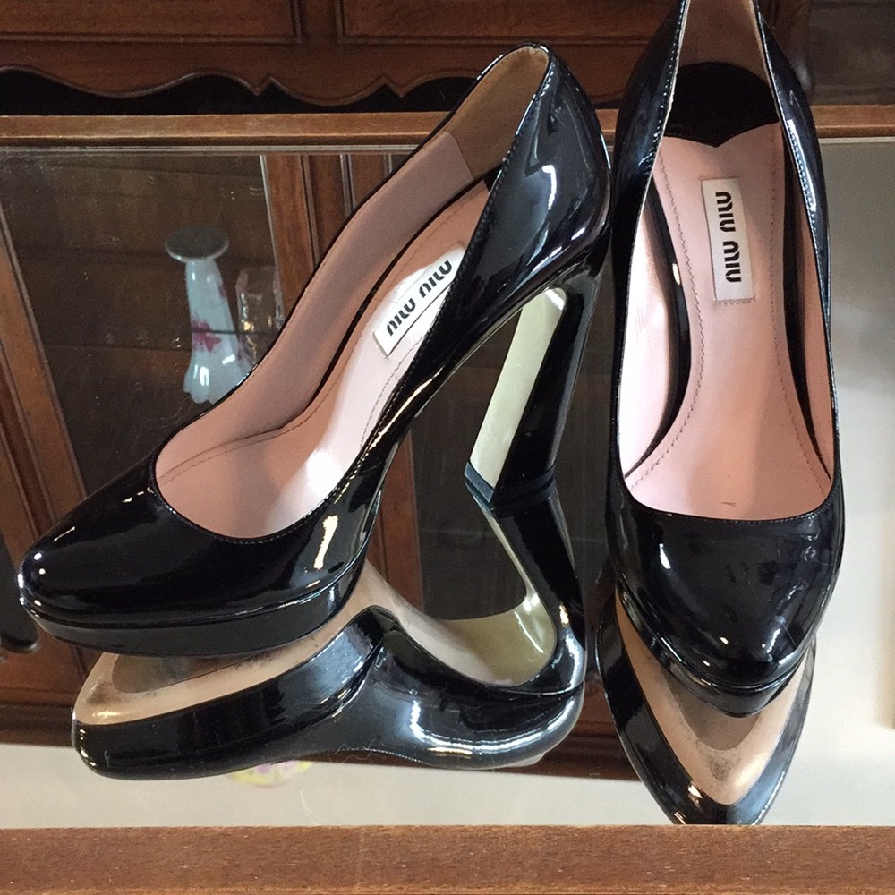 Mui Mui Patent High Heels Platform Black Pumps